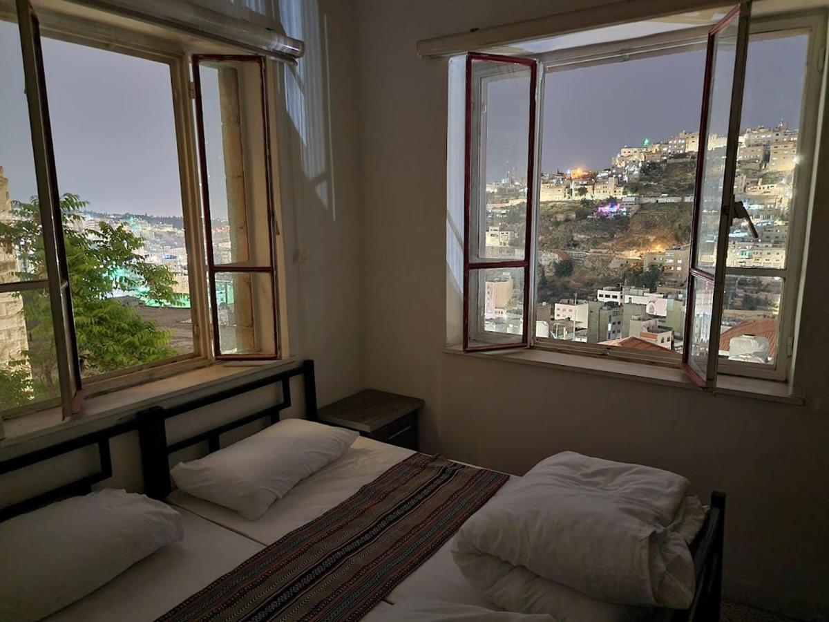 Rainbow House Hostel Amman Luaran gambar