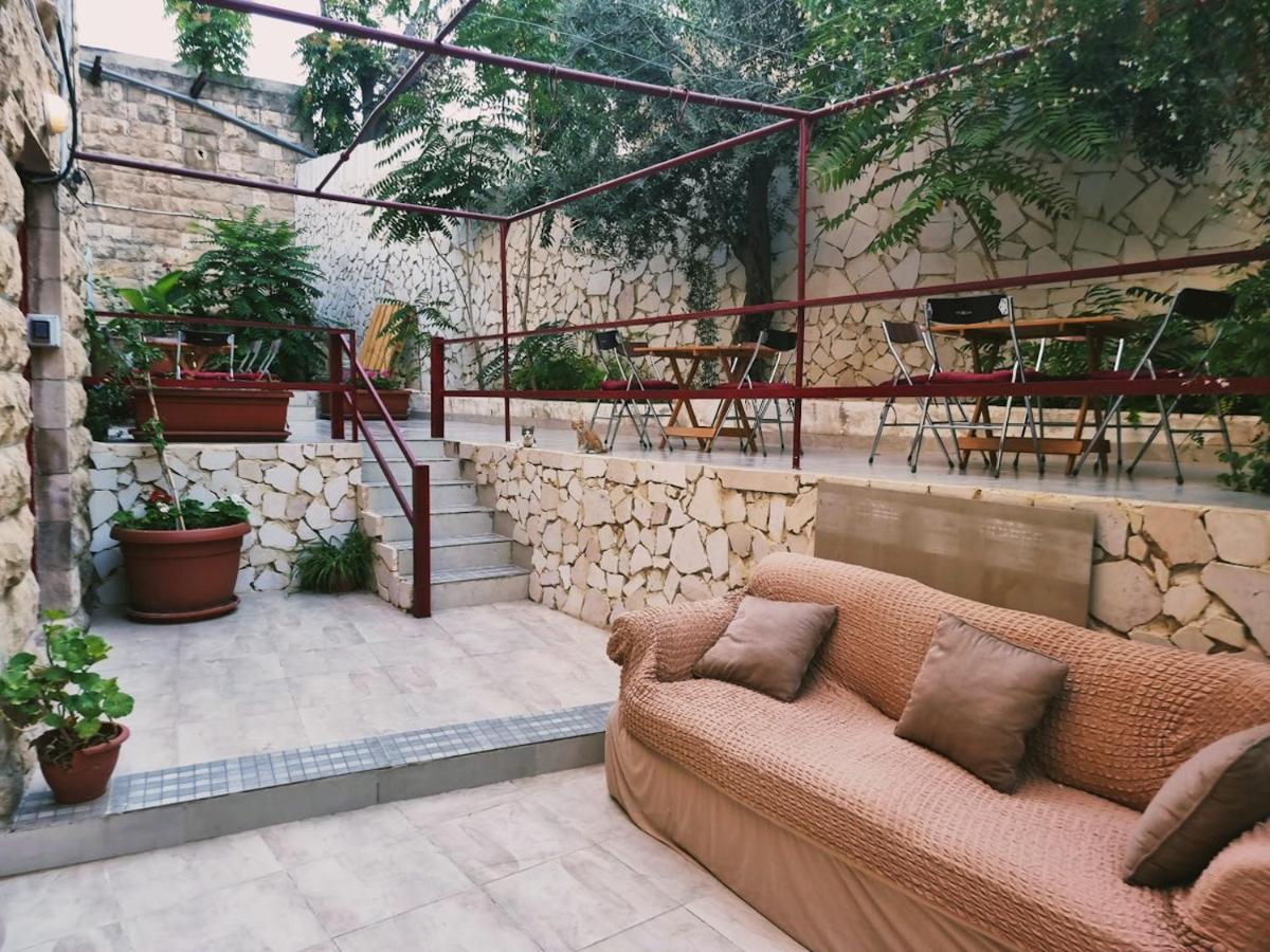 Rainbow House Hostel Amman Luaran gambar