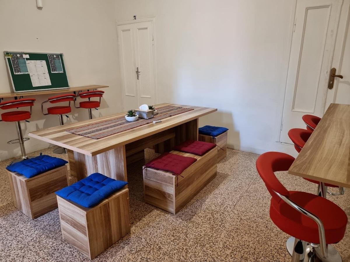 Rainbow House Hostel Amman Luaran gambar
