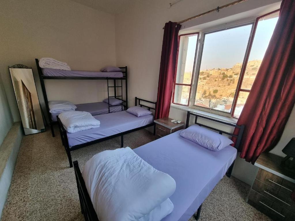 Rainbow House Hostel Amman Luaran gambar