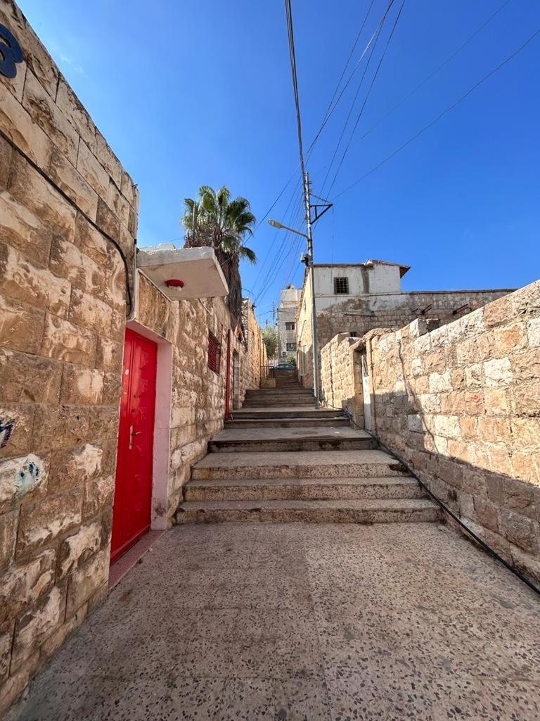 Rainbow House Hostel Amman Luaran gambar